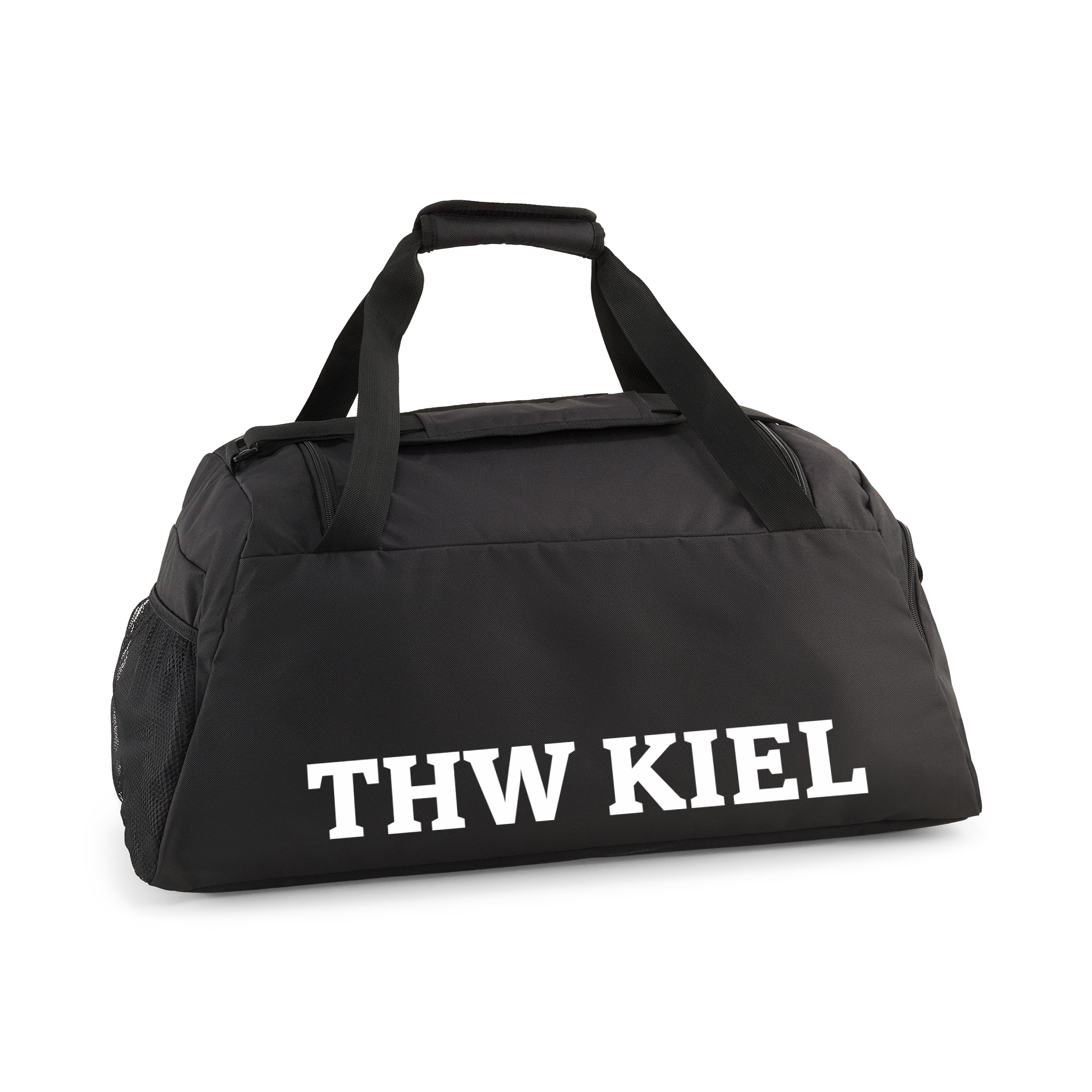 Die teamGOAL Teambag PUMA Black M aus robustem Polyester mit stabilen Griffen und Seitentaschen ist die ideale Sporttasche. Auf der Vorderseite steht THW KIEL in großen weißen Buchstaben.
