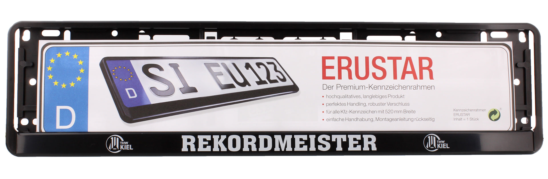 Der Kennzeichenverstärker "REKORDMEISTER" schwarz trägt den weißen REKORDMEISTER-Schriftzug. Seine Displaykarte zeigt ein Muster des EU-Kfz-Kennzeichens und deutsche Infos zum ERUSTAR-Prämienhalter und unterstreicht sein THW-taugliches Design.