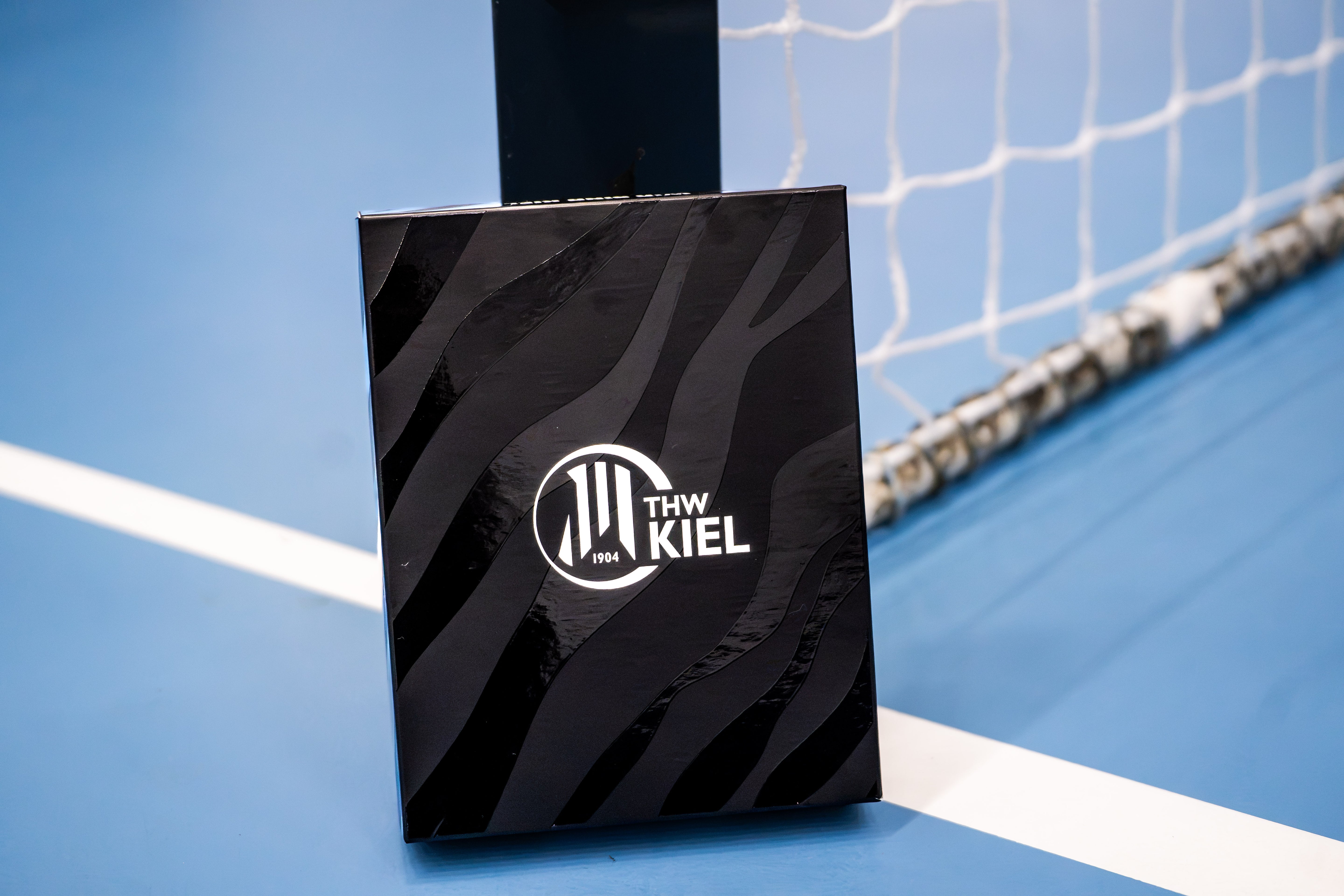 THW Kiel 26-27 Heimtrikot in der Mystery-Box