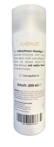 Eine weiße Flasche Duschgel 200ml mit deutschem Text auf dem Etikett, einem sportlich frischen Duft, Hinweisen für Haut und Haar und dem Hinweis, dass der Inhalt 200 ml beträgt.