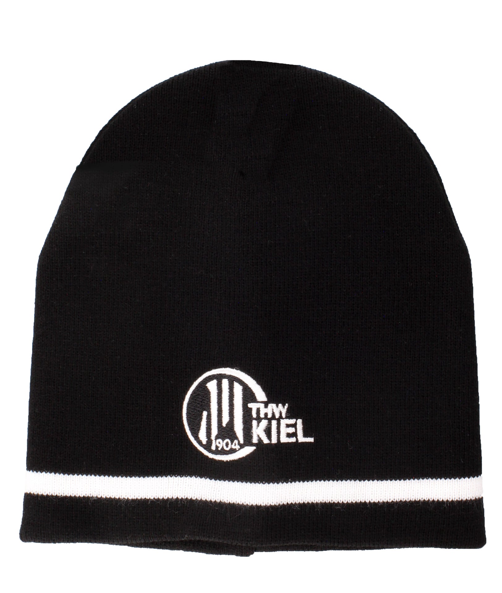 Die Beanie Logo gestickt schwarz ist eine schwarze, gestrickte Mütze mit weißem Streifen am unteren Rand und aufgesticktem weißen THW Kiel Logo 1904 auf der Vorderseite.