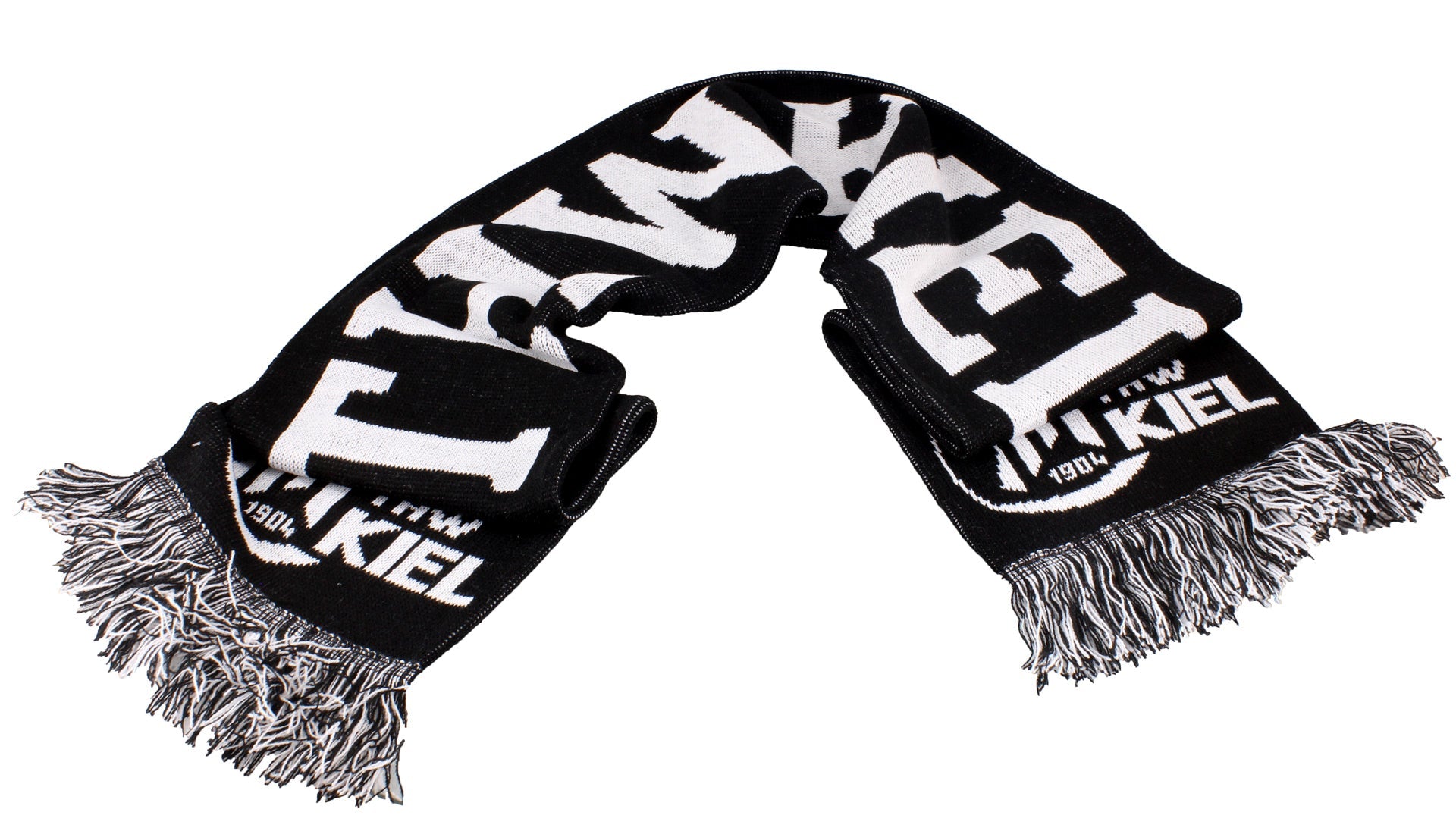 Der Schal Classic THW KIEL schwarz ist ein frecher, sportlicher Fanschal mit weißen Akzenten, Fransen an den Enden und dem Schriftzug THW KIEL" sowie 1904" in markanter, geschwungener Schrift - perfekt, um Ihre Unterstützung zu zeigen.